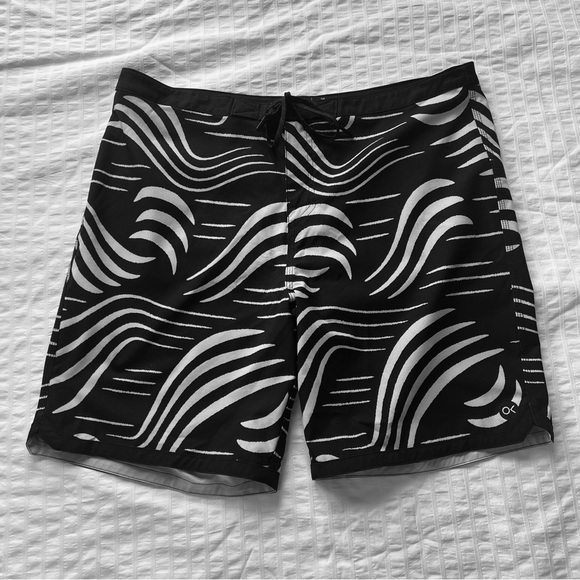 Outerknown Other - Outerknown Dobby Modern Scallop Swim Trunks in Black and White, 36